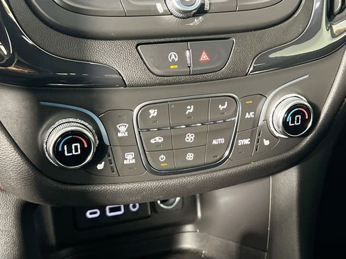 Used 2024 Chevrolet Equinox RS w/ RS Leather Package FWD image 27