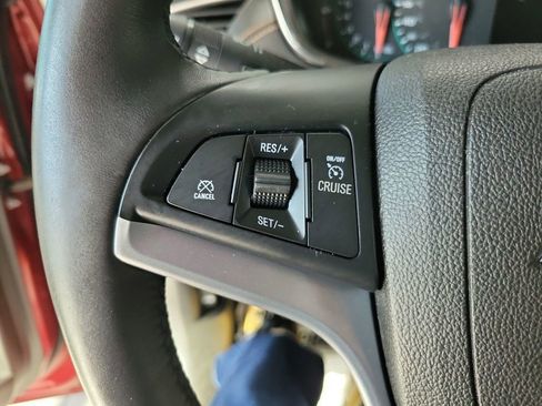 Used 2018 Chevrolet Trax LT w/ LT Convenience Package image 34