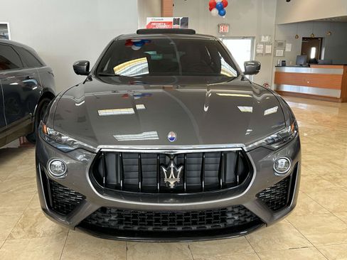 Used 2020 Maserati Levante GranSport AWD/4WD image 8
