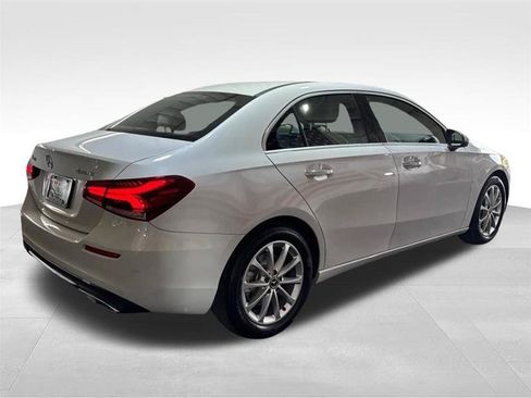 Used 2020 Mercedes-Benz A 220 4MATIC image 5