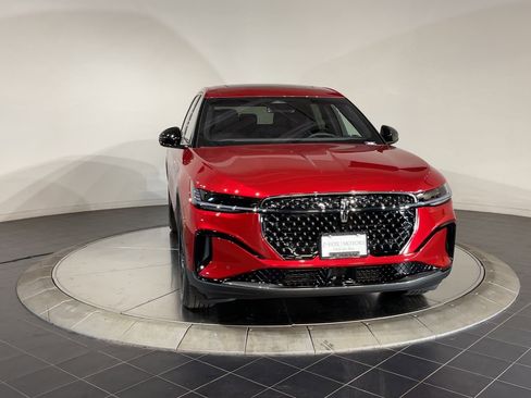 New 2024 Lincoln Nautilus Premier w/ Equipment Group 102A image 8