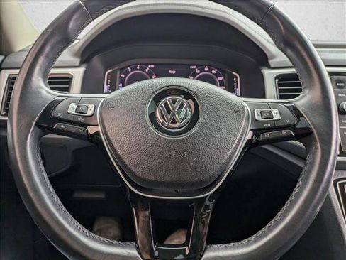 Used 2019 Volkswagen Atlas SEL image 12