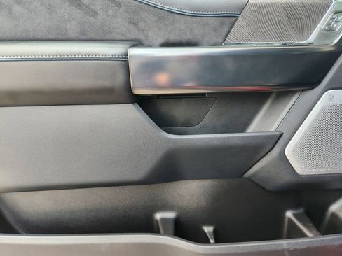 Used 2025 Ford F250 Platinum image 20