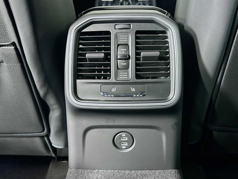 New 2026 Porsche Macan Turbo image 26