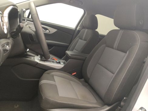 Used 2024 Chevrolet Blazer LT w/ Convenience Package image 17