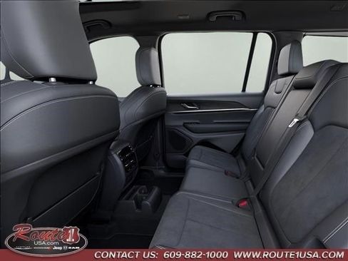 New 2026 Jeep Grand Cherokee L 4WD image 24