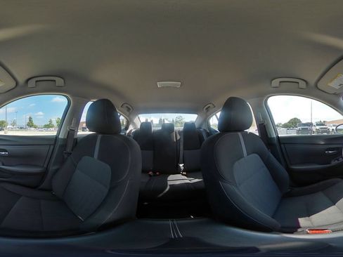 Used 2025 Nissan Sentra SV FWD image 39