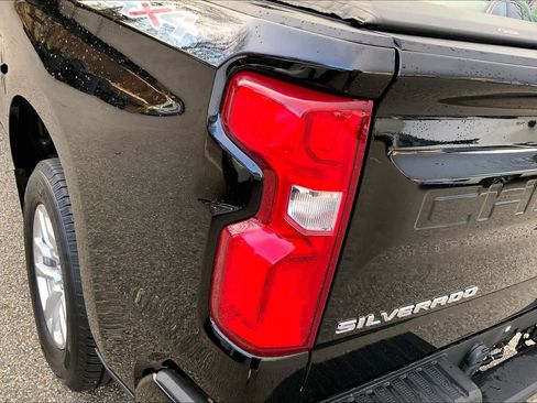 Used 2021 Chevrolet Silverado 1500 RST image 27