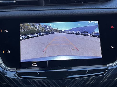 Used 2025 Cadillac XT6 Premium Luxury image 16