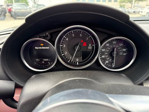 Used 2019 MAZDA MX-5 Miata Grand Touring w/ Appearance Package image 8