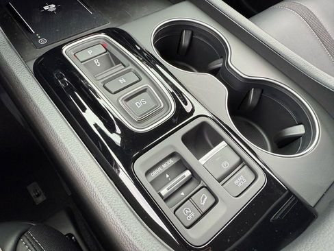 New 2025 Honda Pilot EX-L image 15