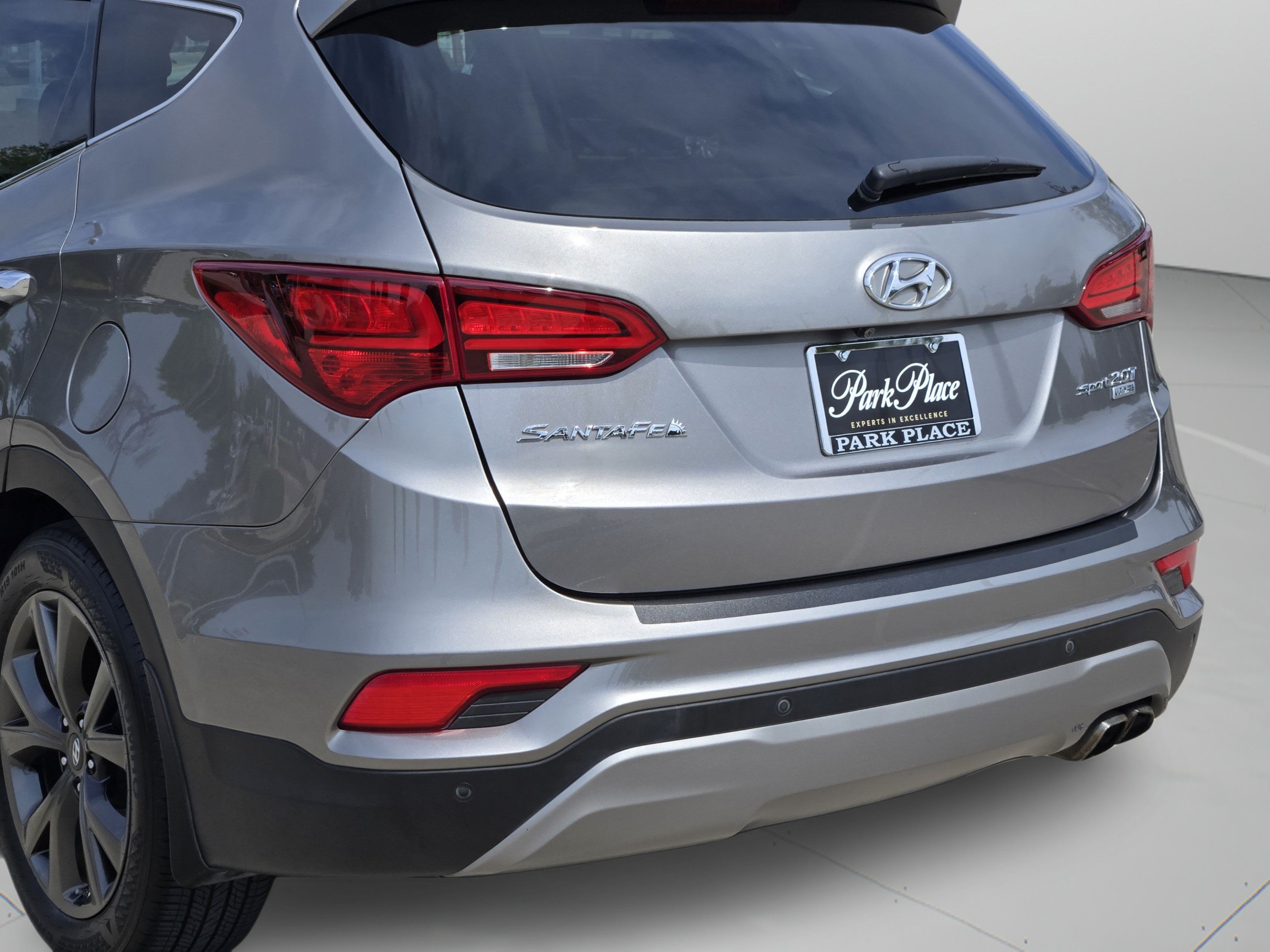 Used 2017 Hyundai Santa Fe Sport FWD image 30