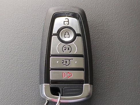 Used 2026 Ford Explorer Active w/ Active Comfort Package AWD/4WD image 25