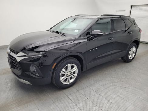 Used 2021 Chevrolet Blazer LT AWD/4WD image 2
