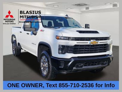 Used 2024 Chevrolet Silverado 2500 Custom w/ Custom Value Package