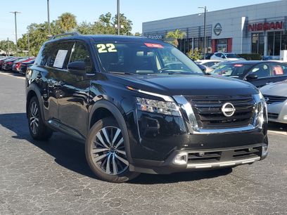 Certified 2022 Nissan Pathfinder Platinum w/ Cargo Package