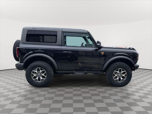 Used 2024 Ford Bronco Badlands image 8