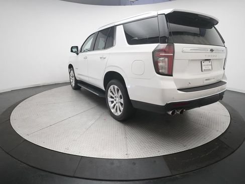Used 2022 Chevrolet Tahoe Premier AWD/4WD image 13