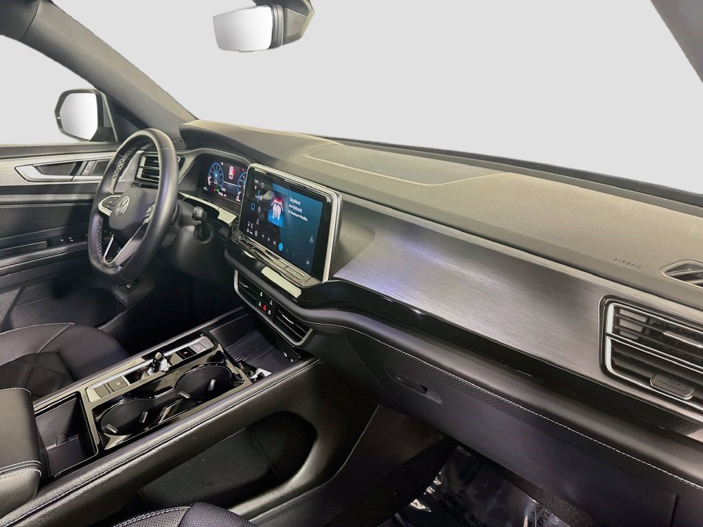 Used 2026 Volkswagen Atlas Cross Sport SE FWD image 29