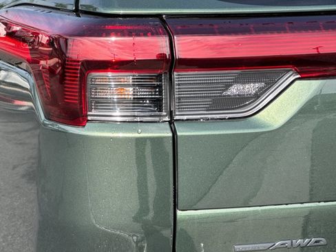 New 2026 Subaru Outback Limited AWD/4WD image 13