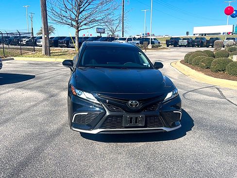 Used 2022 Toyota Camry XSE image 2