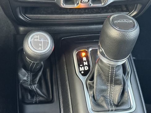 New 2026 Jeep Gladiator Sport image 17