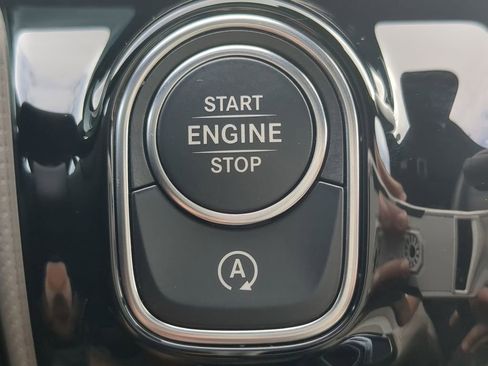 Used 2025 Mercedes-Benz CLA 250 image 14