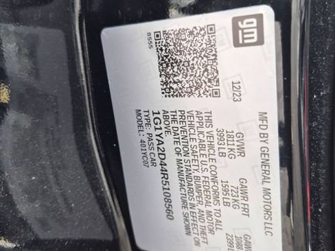Used 2024 Chevrolet Corvette Stingray Coupe w/ 1LT RWD image 27