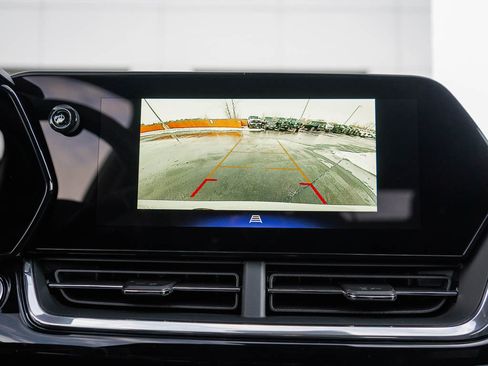 New 2026 Chevrolet Trax RS w/ Driver Confidence Package image 24