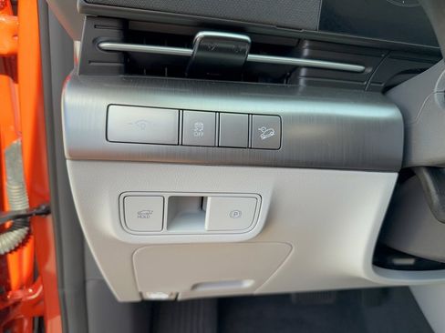 Used 2025 Hyundai Kona Limited image 26