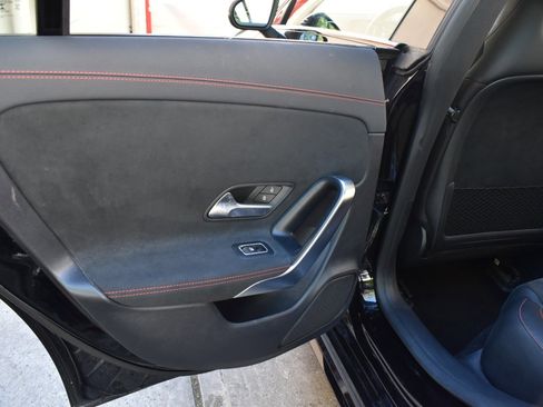 Used 2020 Mercedes-Benz CLA 250 image 19