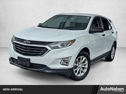 Used 2020 Chevrolet Equinox LS w/ LS Convenience Package