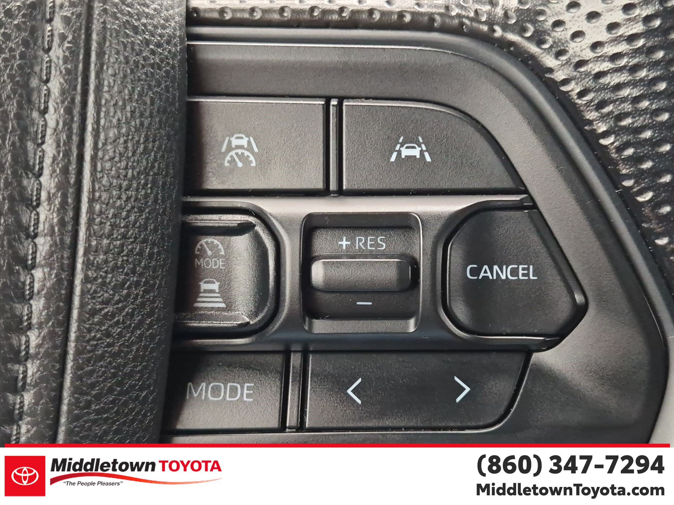 Used 2025 Toyota Tacoma SR5 AWD/4WD image 20