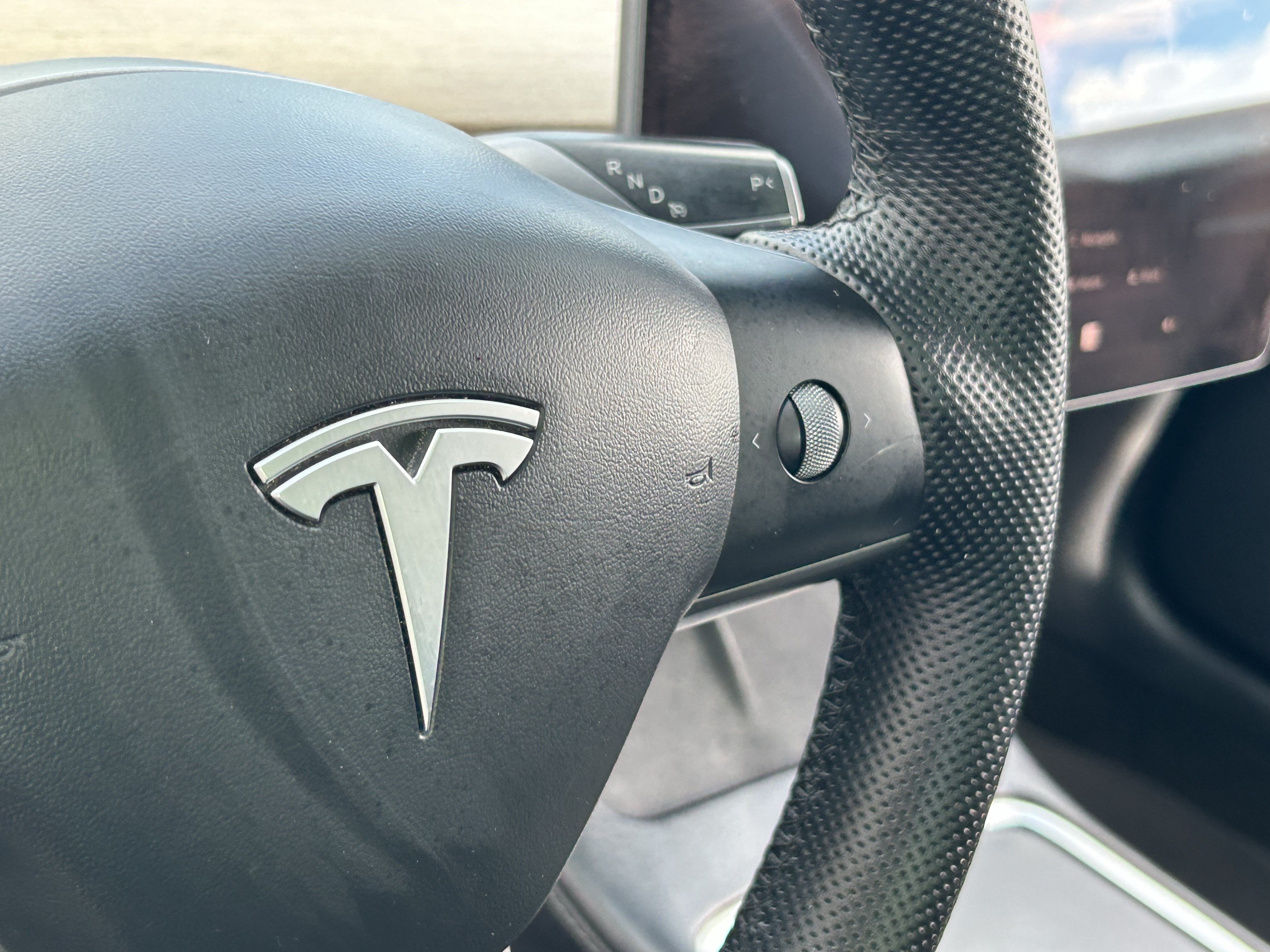 Used 2022 Tesla Model 3 Long Range AWD/4WD image 29