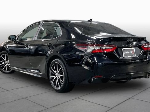 Used 2023 Toyota Camry SE w/ Cold Weather Package AWD/4WD image 12