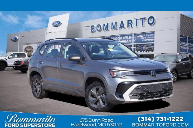 Used 2025 Volkswagen Taos S FWD image 1