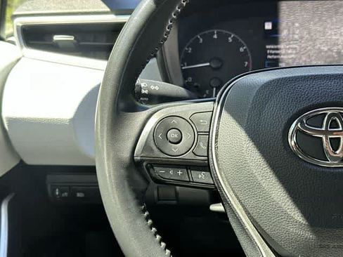 Used 2024 Toyota Corolla SE FWD image 8