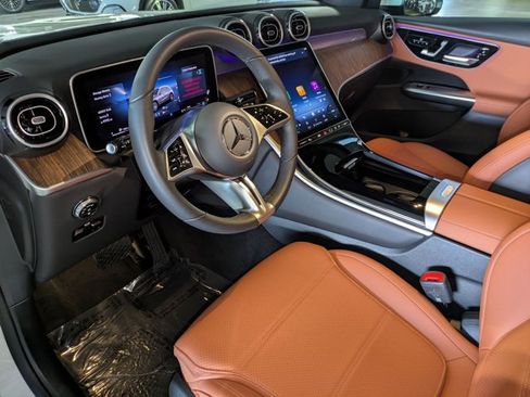 Certified 2026 Mercedes-Benz GLC 300 image 10