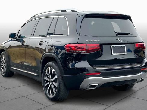 Used 2021 Mercedes-Benz GLB 250 GLB 250 image 12