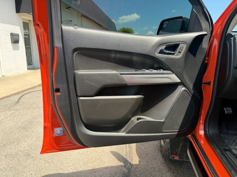 Used 2022 Chevrolet Colorado ZR2 AWD/4WD image 23