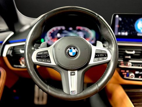 Used 2022 BMW 530i xDrive w/ M Sport Package AWD/4WD image 26