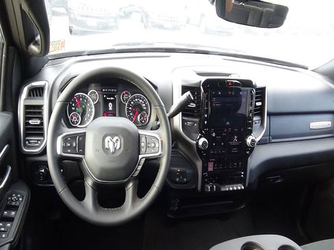 Used 2026 RAM 2500 Big Horn AWD/4WD image 12