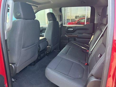 Used 2021 Chevrolet Silverado 1500 RST image 16