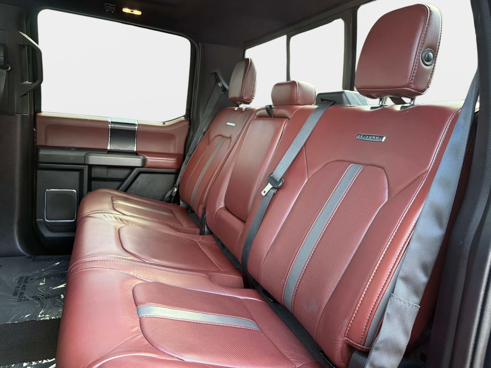 Used 2019 Ford F150 Platinum w/ Equipment Group 701A Luxury AWD/4WD image 14