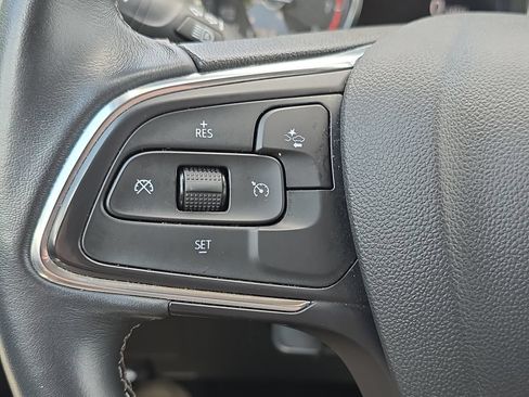 Certified 2023 Buick Encore GX Select FWD image 18