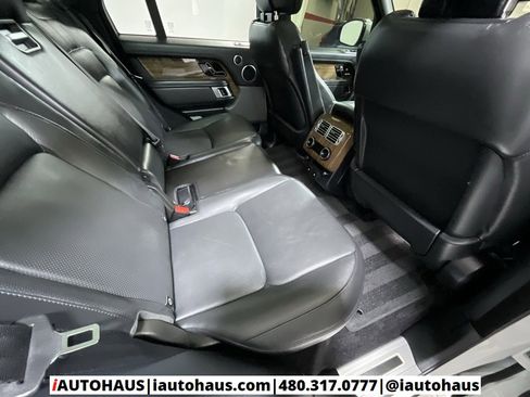 Used 2018 Land Rover Range Rover HSE image 18