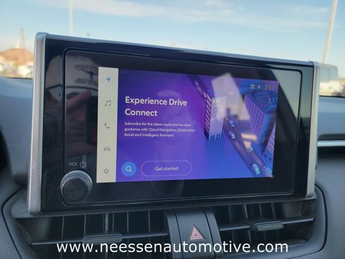 Used 2024 Toyota RAV4 XLE image 27