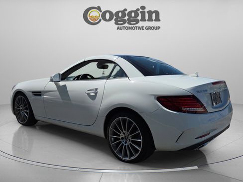 Used 2020 Mercedes-Benz SLC 300 SLC 300 image 4