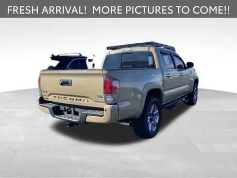 Used 2017 Toyota Tacoma Limited w/ Tow Package image 5