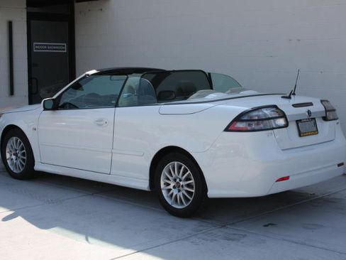 Used 2009 Saab 9-3 2.0T image 18